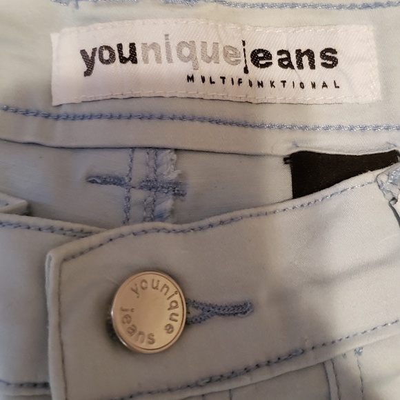 Women's matching outfit Jean's and Shirt - Picture 7 of 7